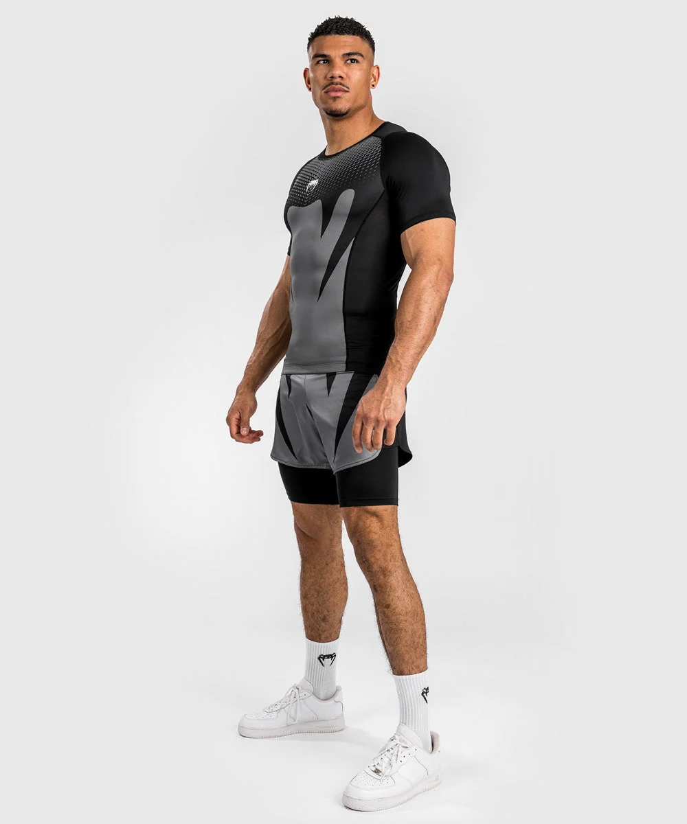 Rashguard Venum Attack mangas curtas - Image 7