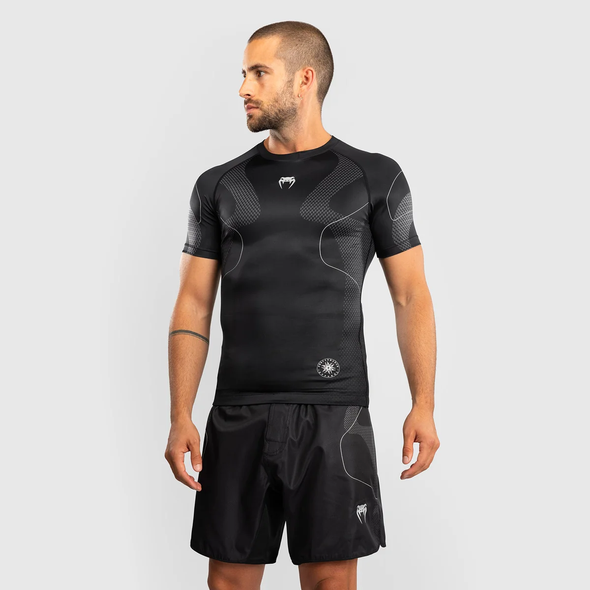 Rashguard Venum Nexus mangas curtas - Image 4