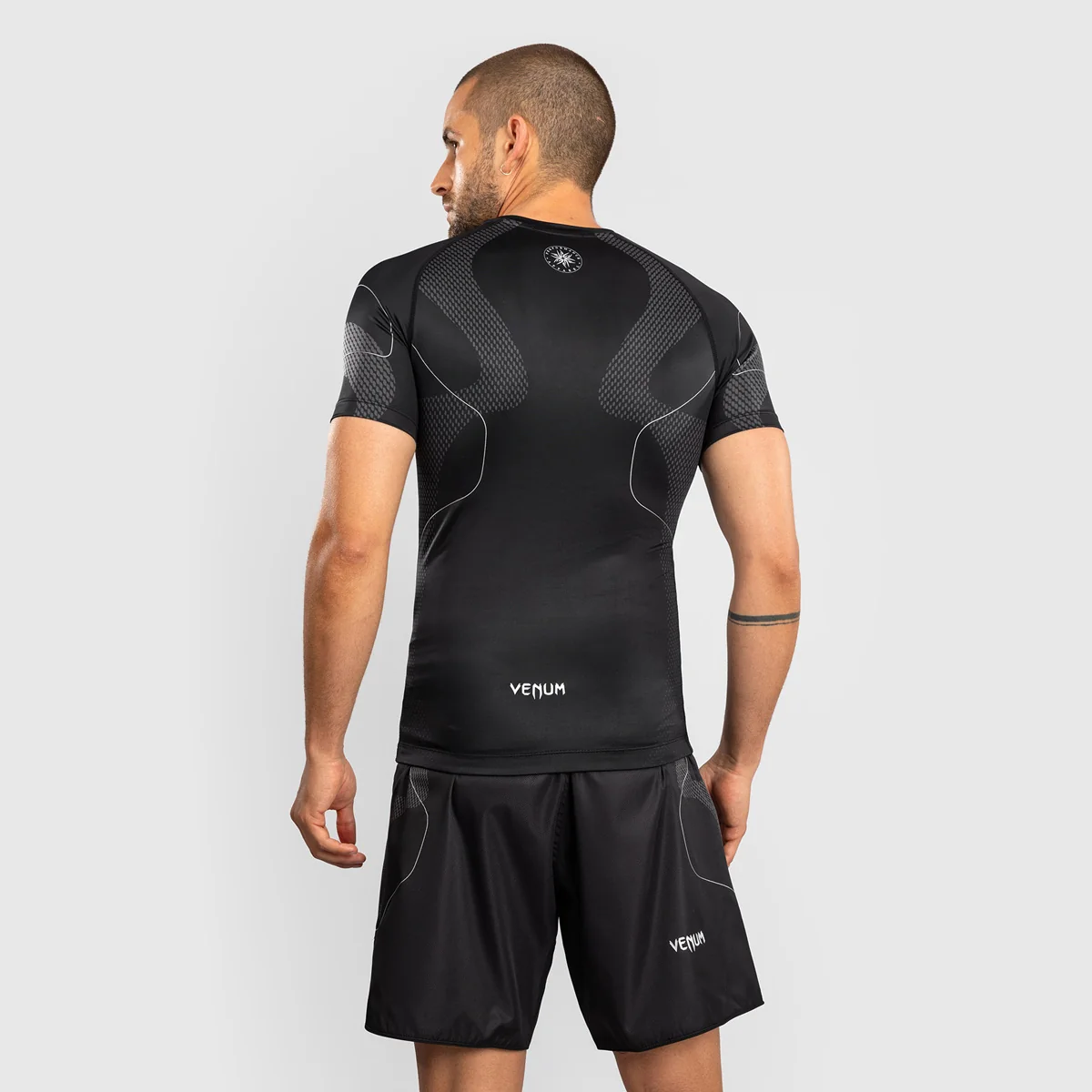 Rashguard Venum Nexus mangas curtas - Image 5
