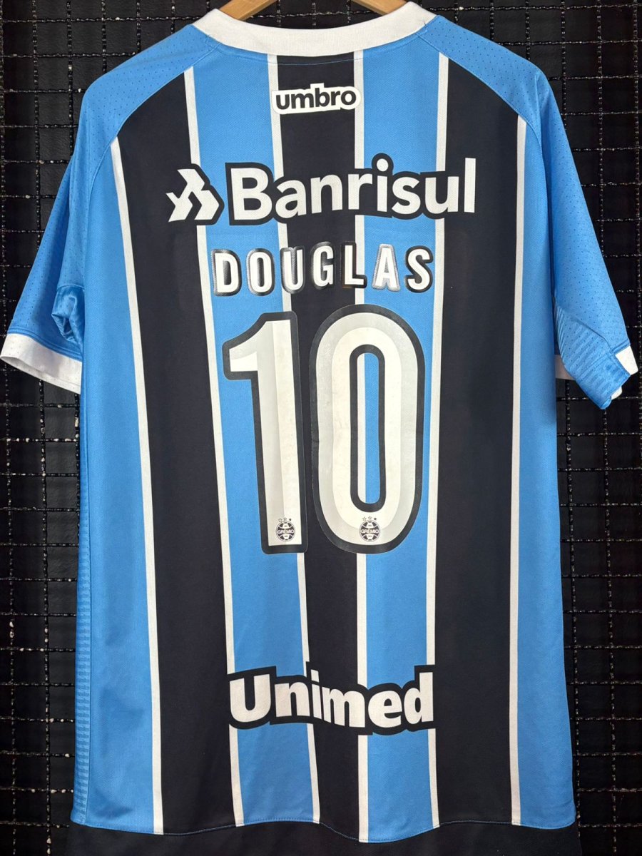 Camisa Grêmio Umbro 2017 Douglas tricolor - Image 3